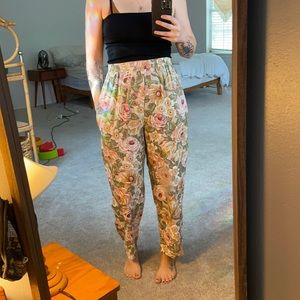 Vintage floral pants